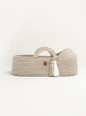 Standard Moses Basket with Round Hood